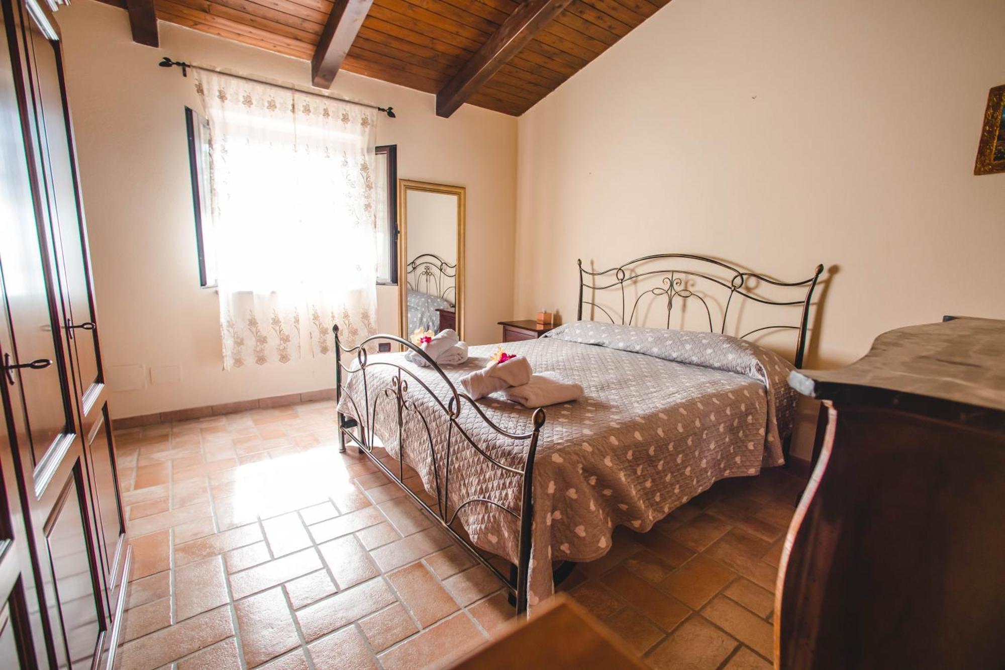 Calami - Villa Romeo - Private Apartments With Pool, Seaview & Olive Grove Santa Caterina Dello Ionio Marina Exterior photo